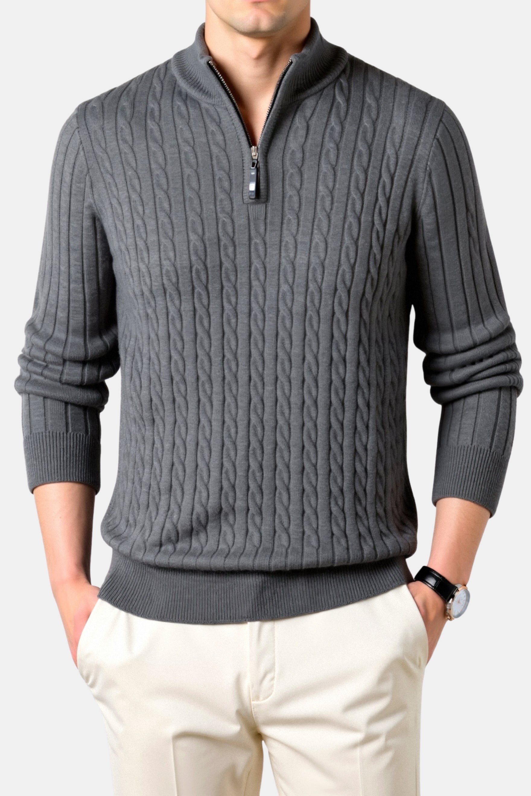 Eleganter Zopfstrickpullover mit Reißverschluss