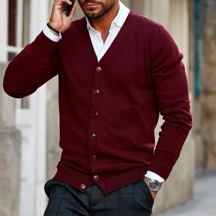Elegante Strickjacke mit V-Ausschnitt und Knopfleiste für stilvolle Outfits