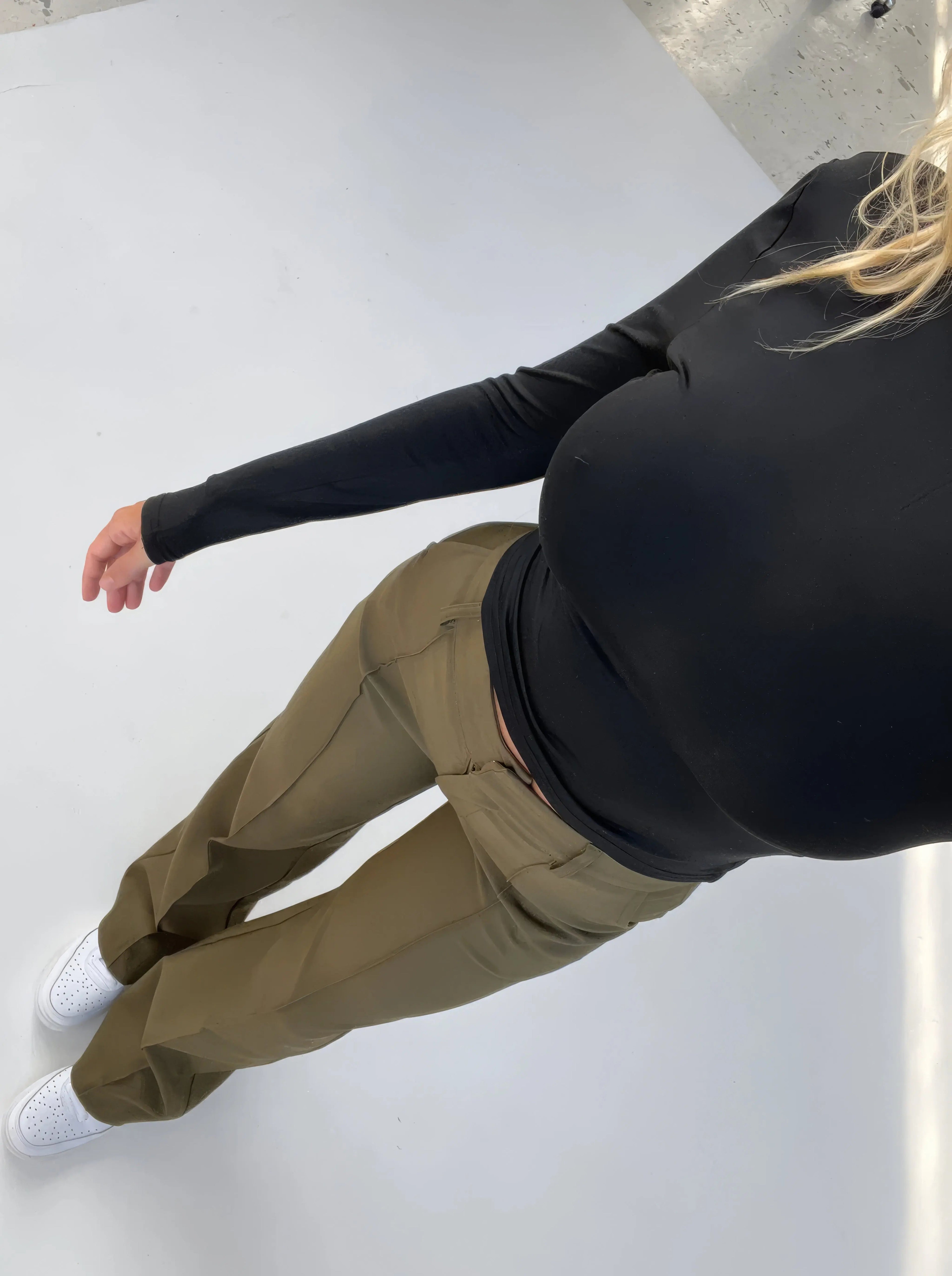 Carina | High-Waisted Chic Hosen