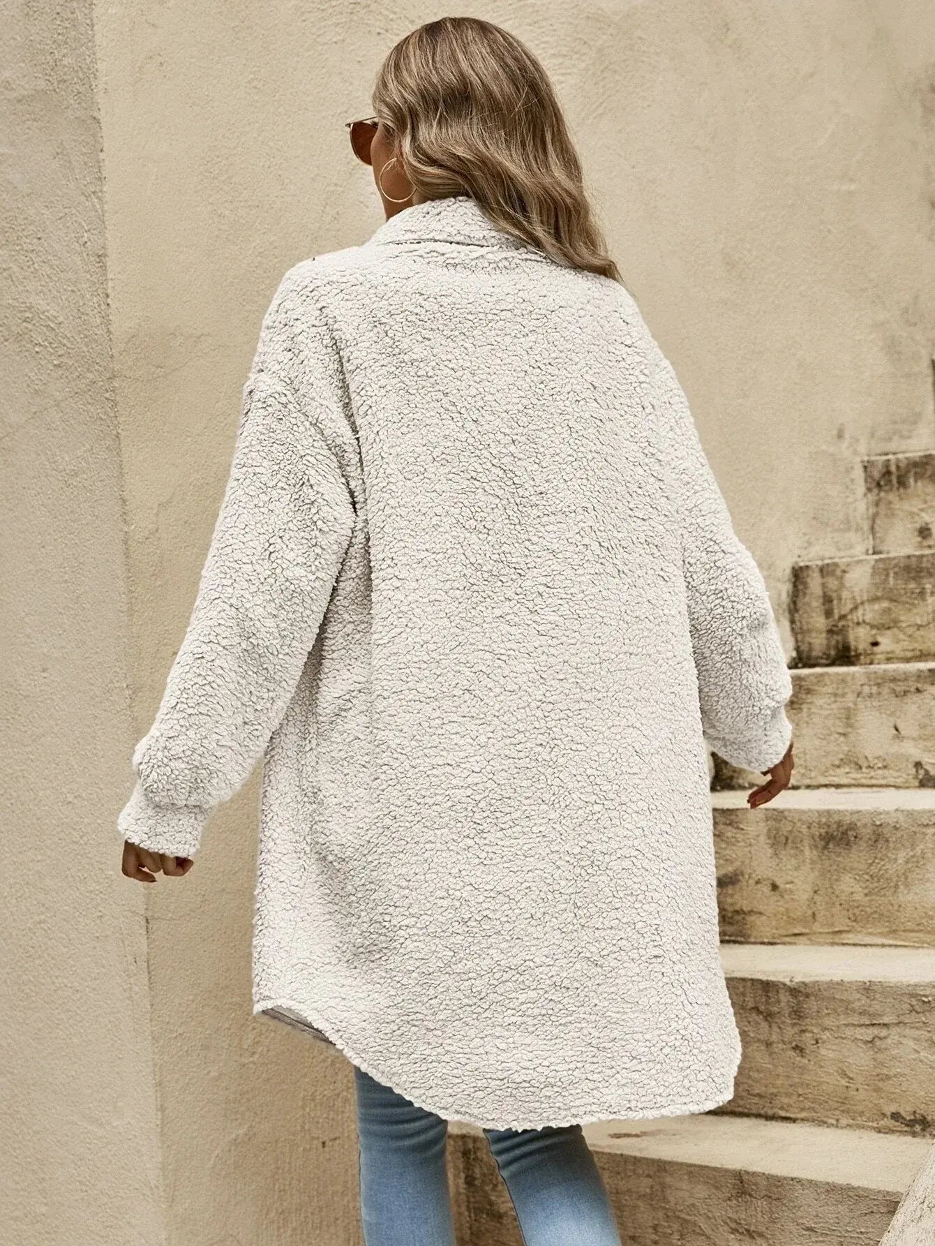 Halie | Bequeme Teddy-Jacke mit Knopfleiste & Brusttaschen
