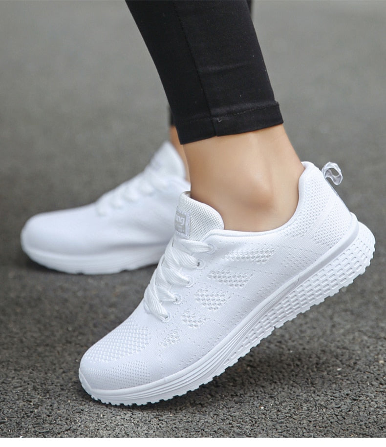 Zara - Bequeme und modische ergonomische Turnschuhe für Frauen