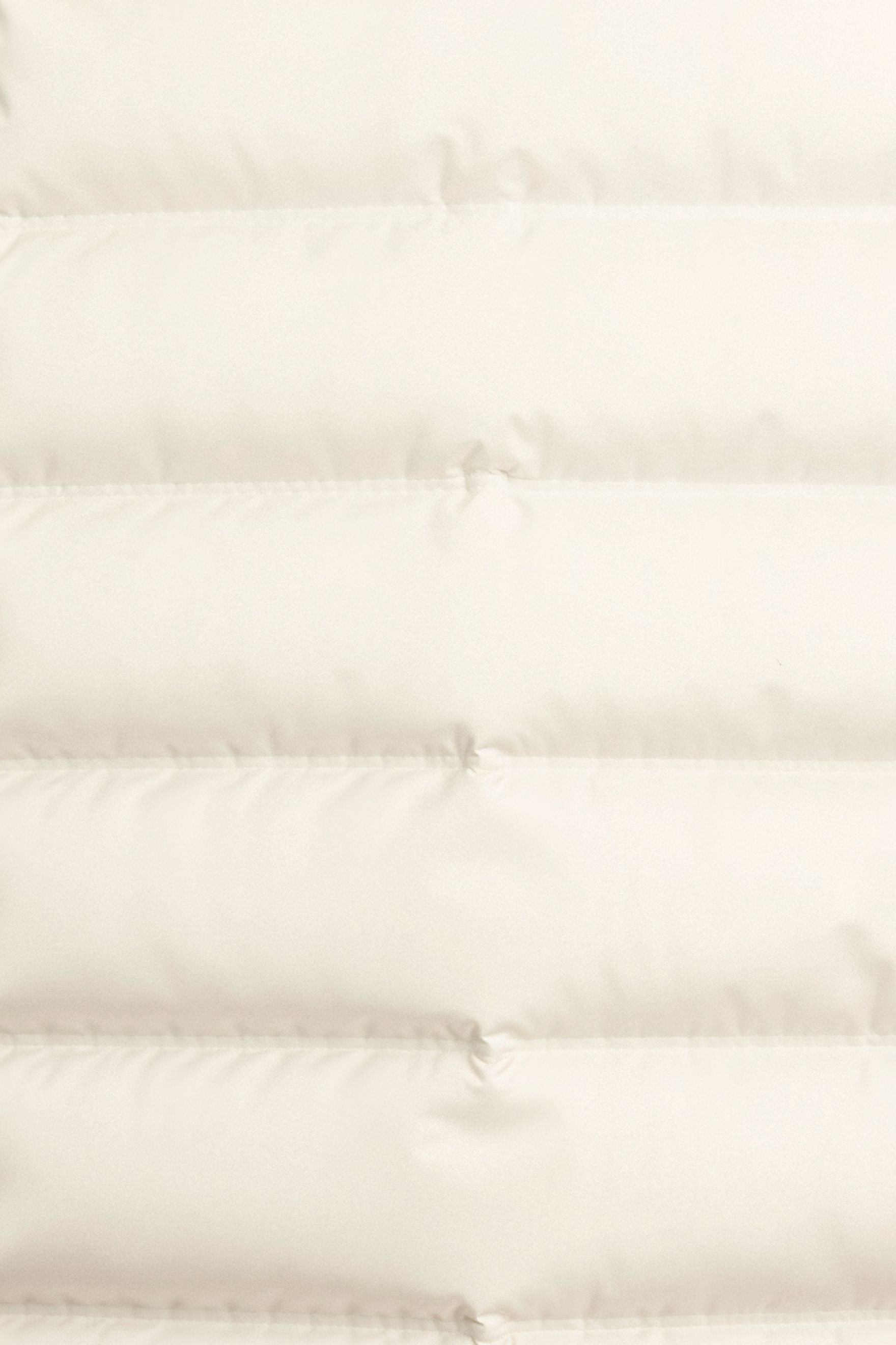 Minimalistische Steppweste | Leichte Wärme mit Stil