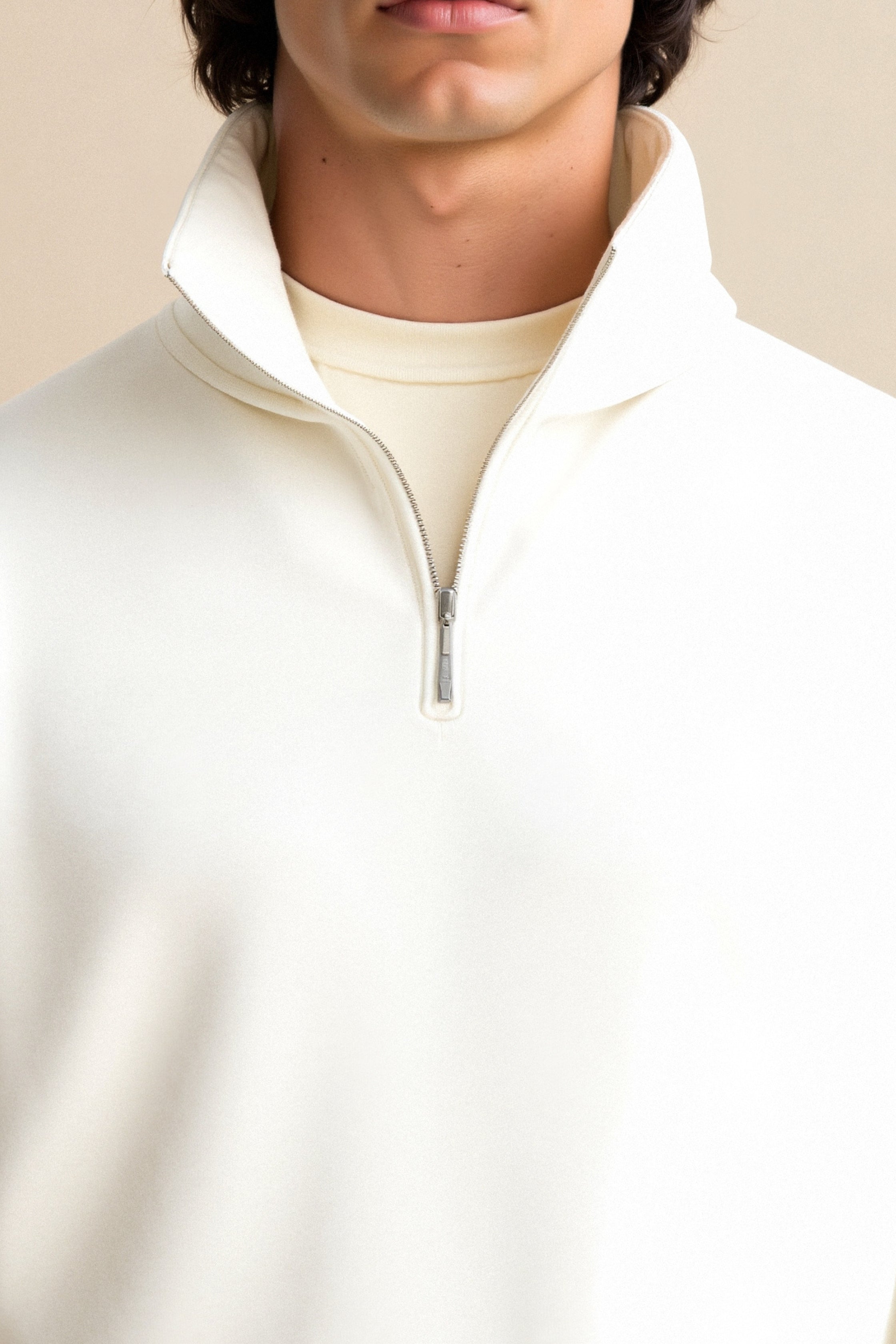 Minimalistischer Fleece-Pullover mit Reißverschluss – Wärme & Stil vereint