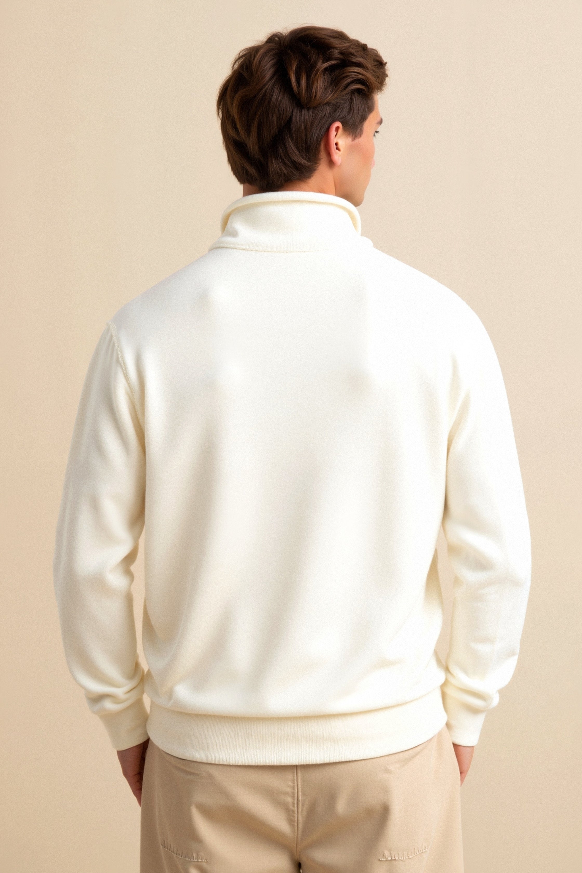 Minimalistischer Fleece-Pullover mit Reißverschluss – Wärme & Stil vereint