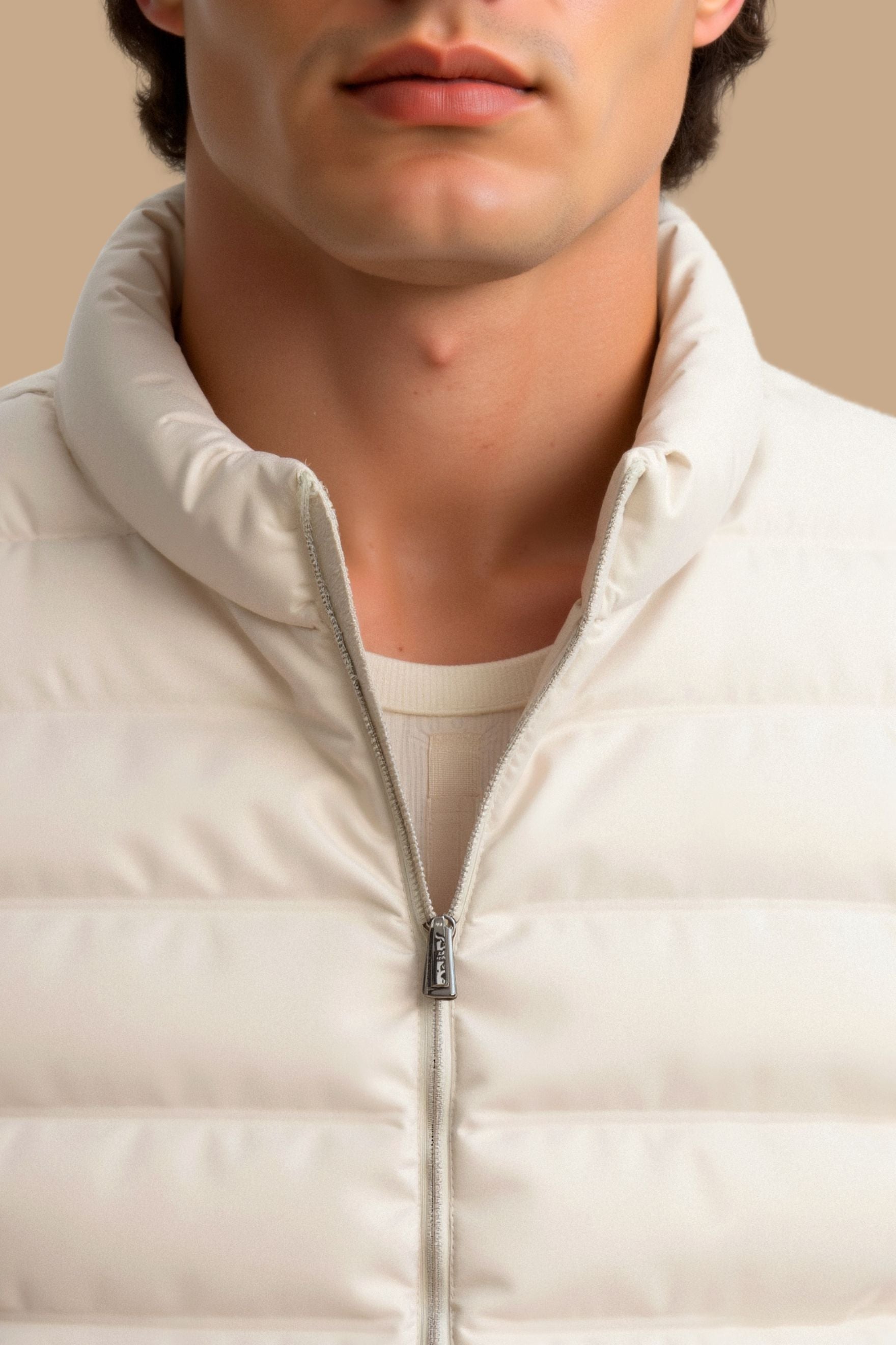 Minimalistische Steppweste | Leichte Wärme mit Stil