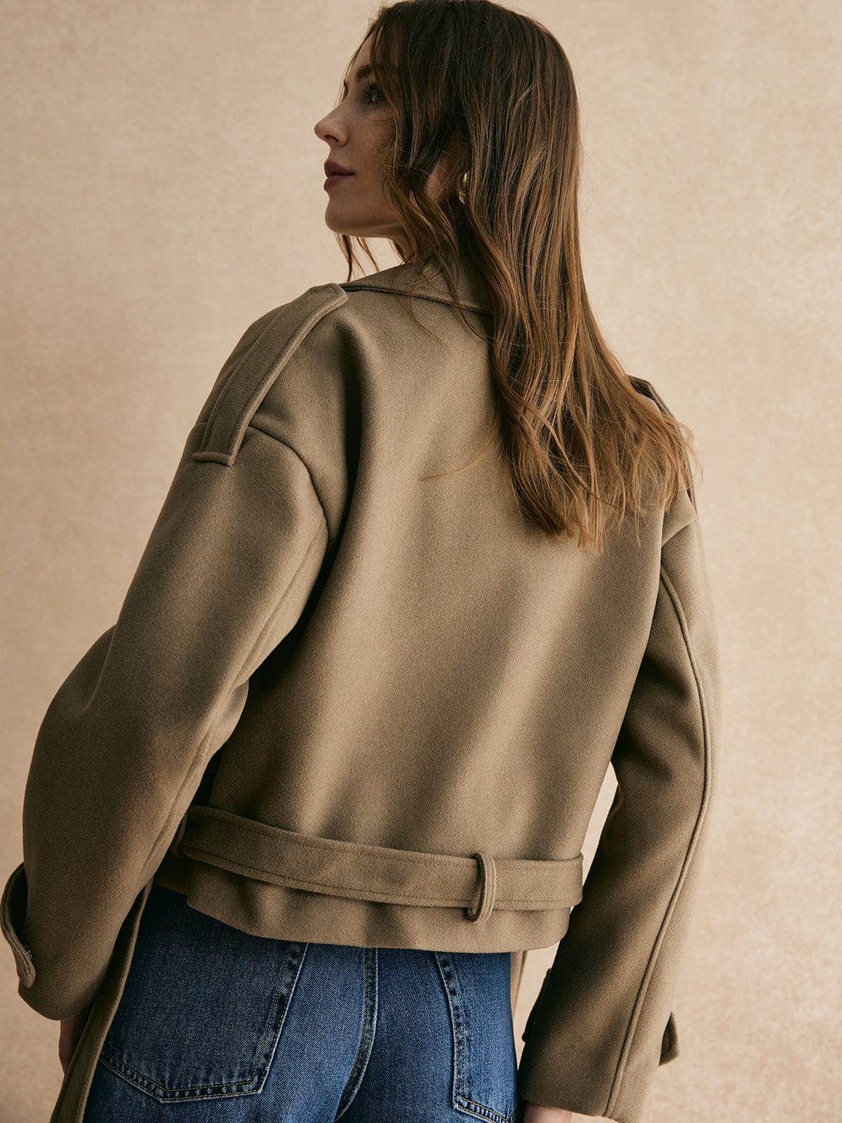Klara | Kurz geschnittener Wollblazer in Khaki – Stilvolle Eleganz für jeden Anlass
