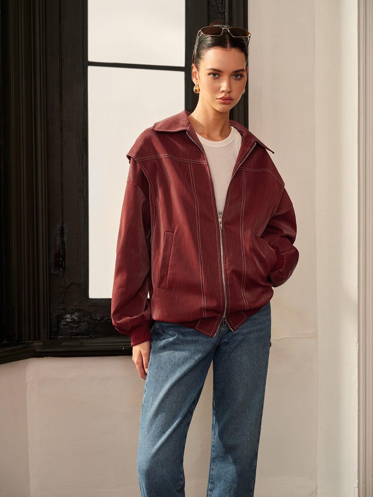 Amelie | Bordeauxrote Jacke mit sportivem Akzent