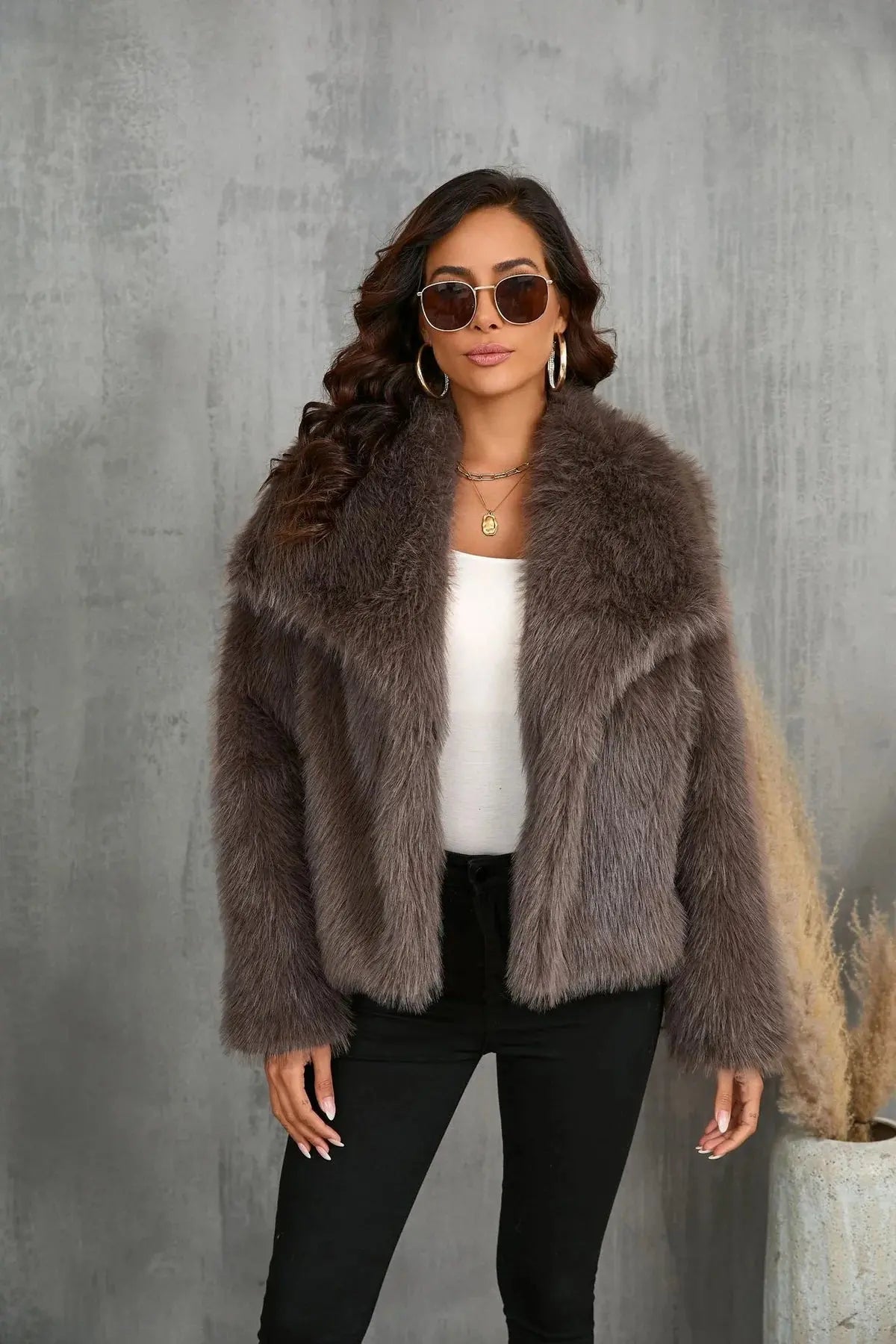 Macy | Luxuriöse Kunstfell-Jacke – Stilvoll, Kuschelig und Zeitlos