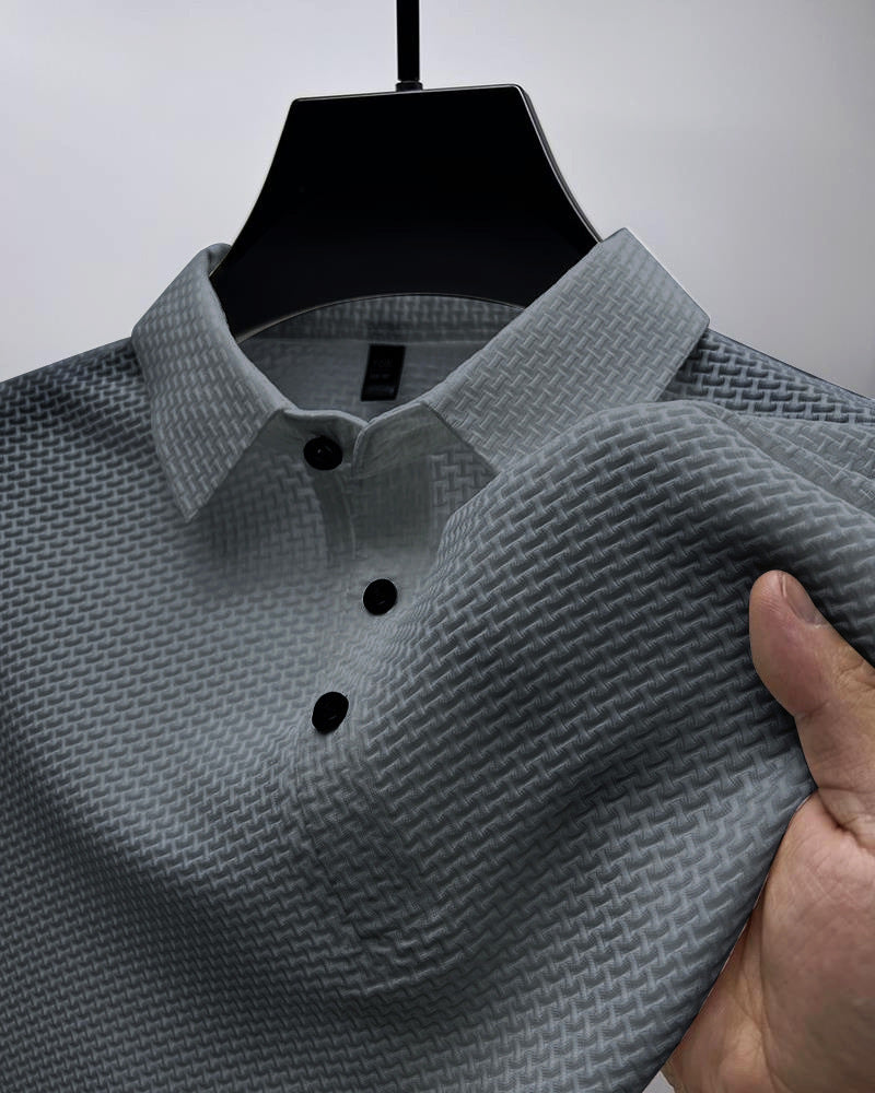 Elegantes Polo Shirt mit klassischem Kragen und modernem Design