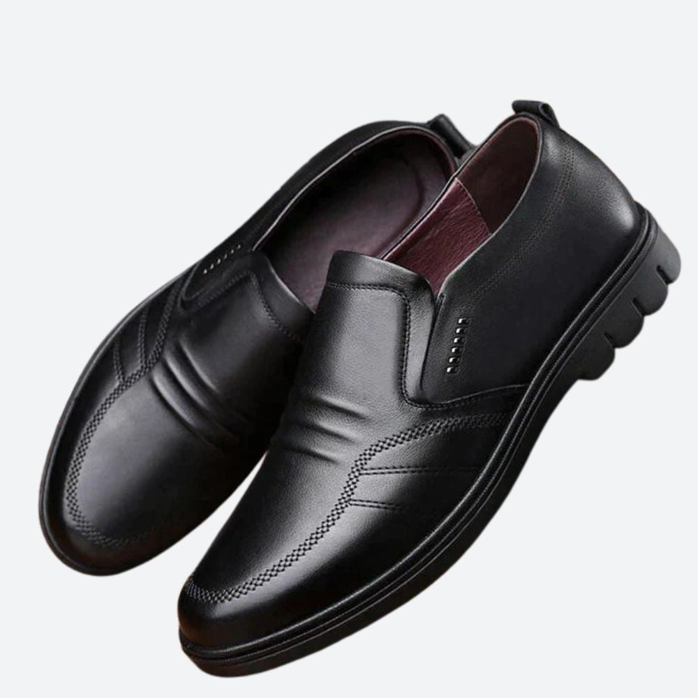 Bequeme und rutschfeste Herrenschuhe - Primo