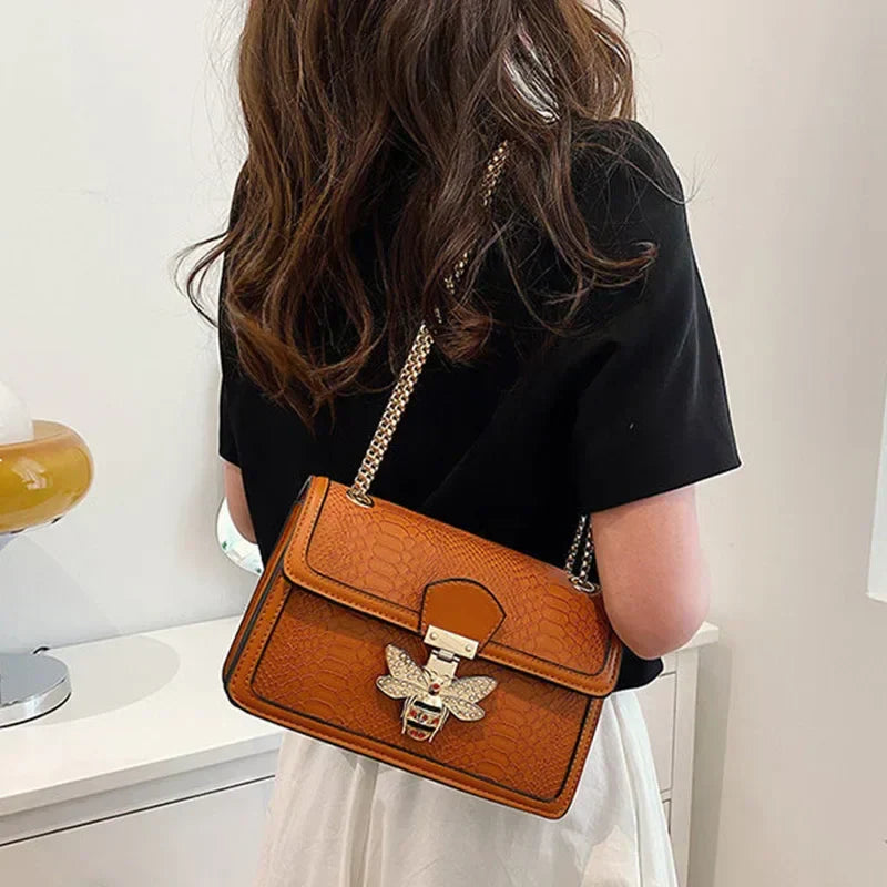 Luxuriöse Crooobody Handtasche. Bienenverschluss Tote Lässig Klappe. Krokodilprint Handtasche