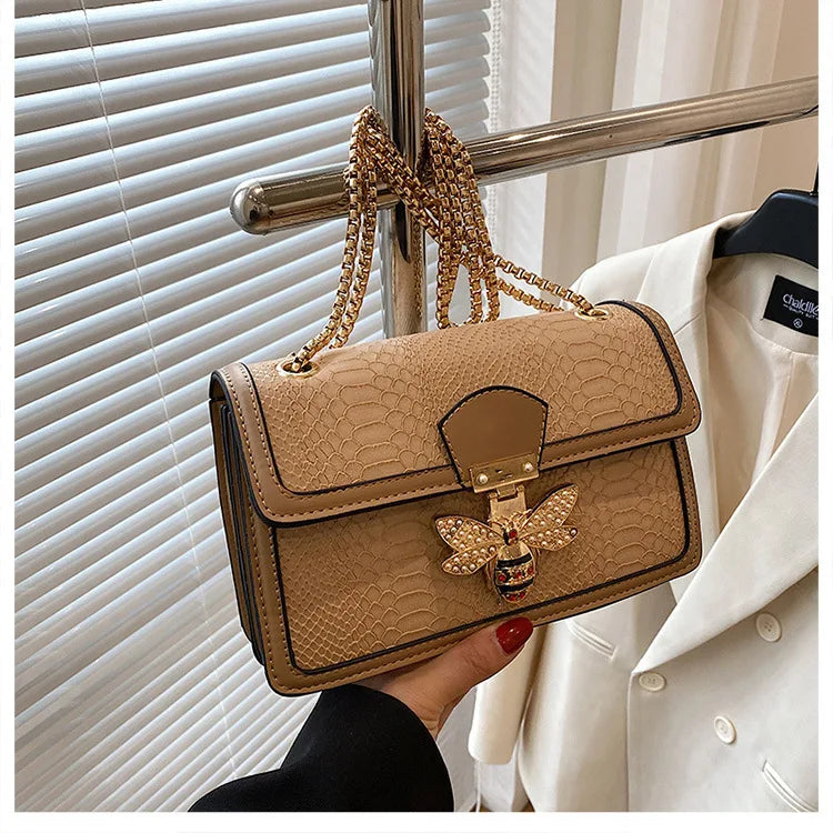 Luxuriöse Crooobody Handtasche. Bienenverschluss Tote Lässig Klappe. Krokodilprint Handtasche