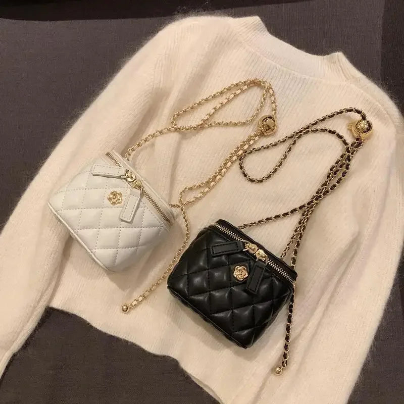 Mini Schultertasche Camellia Lingerie Kettenbox kleine Tasche