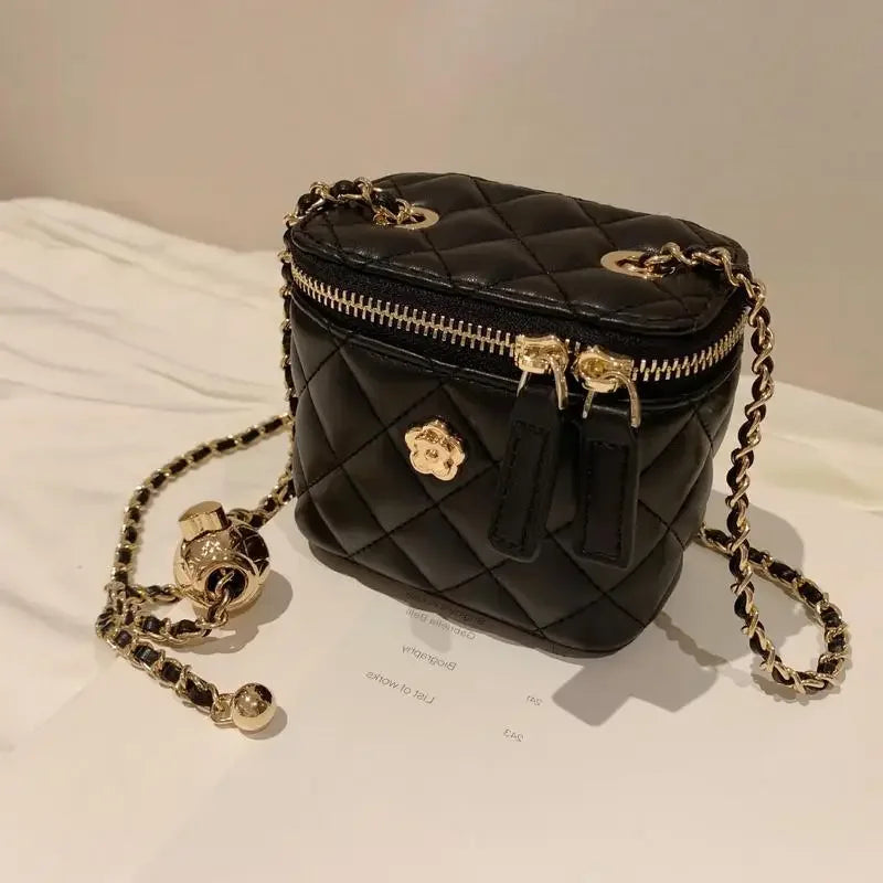 Mini Schultertasche Camellia Lingerie Kettenbox kleine Tasche