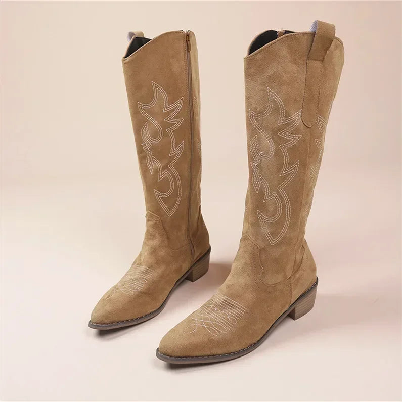WildWest Chic | Stylische Cowboy-Stiefel für Damen