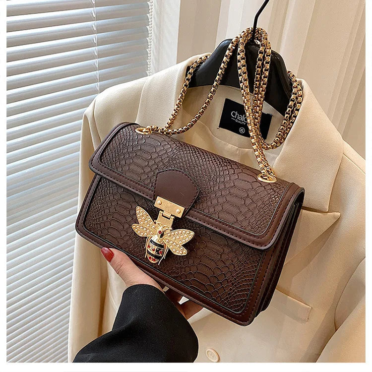 Luxuriöse Crooobody Handtasche. Bienenverschluss Tote Lässig Klappe. Krokodilprint Handtasche