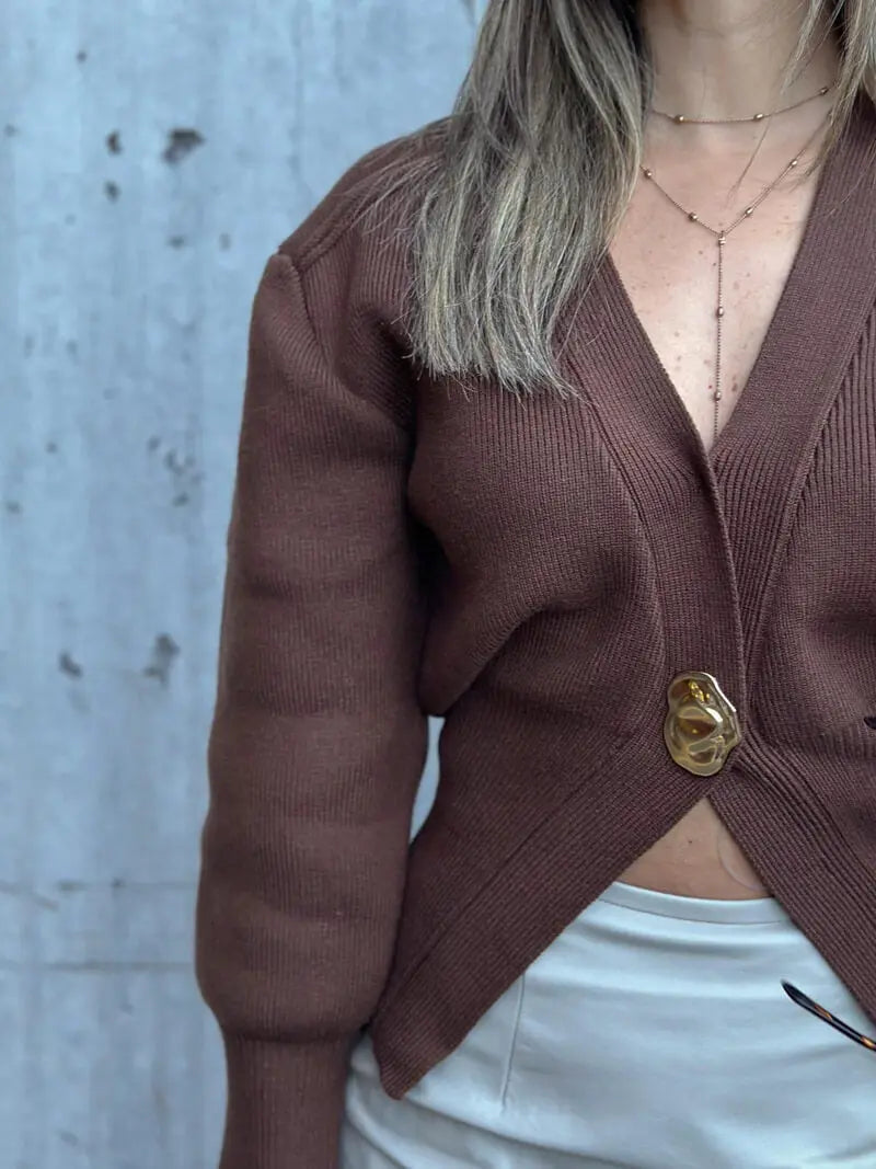 Norina | Strickcardigan mit auffälligem Knopf
