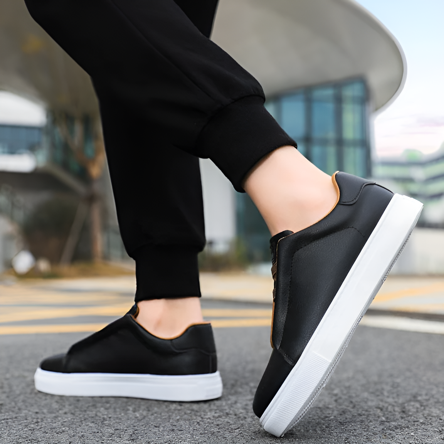 Alexander | Hochwertiger weißer Herrensneaker aus Leder