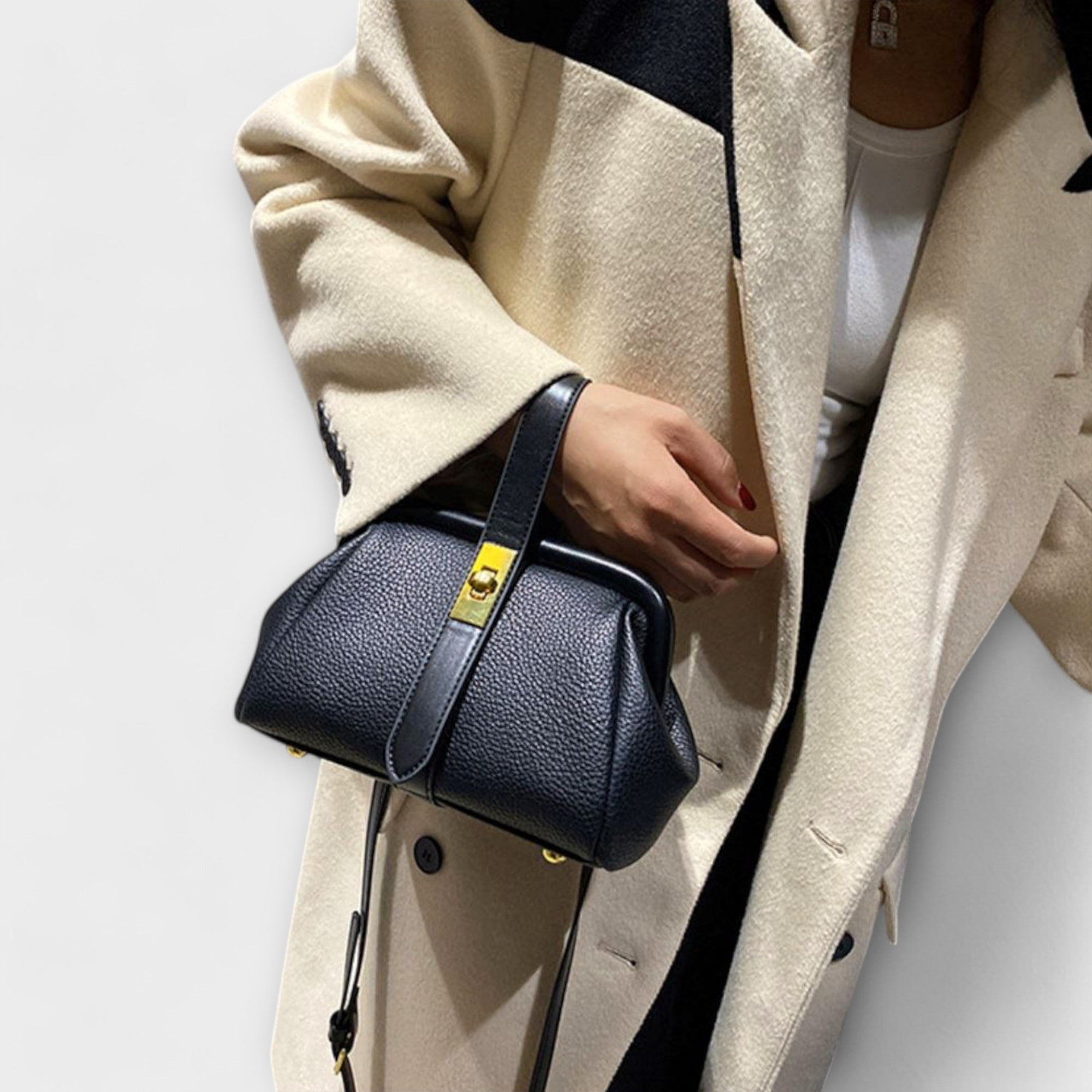 Lora. - Retro-Tasche
