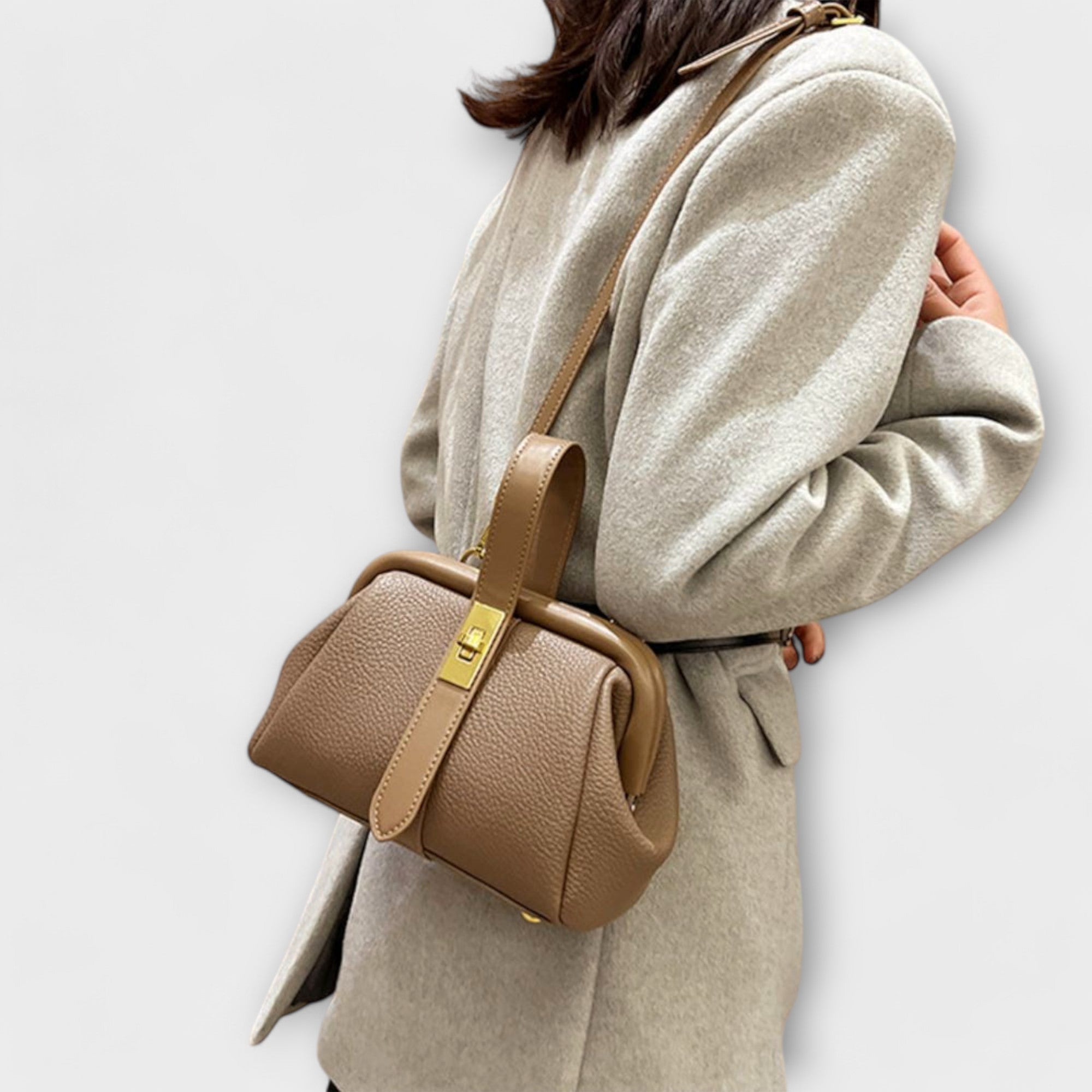 Lora. - Retro-Tasche