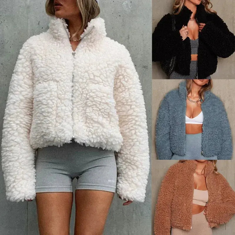 Cleo | Kuschelige Teddyjacke in Zimtbraun mit Zipper & Cropped-Schnitt