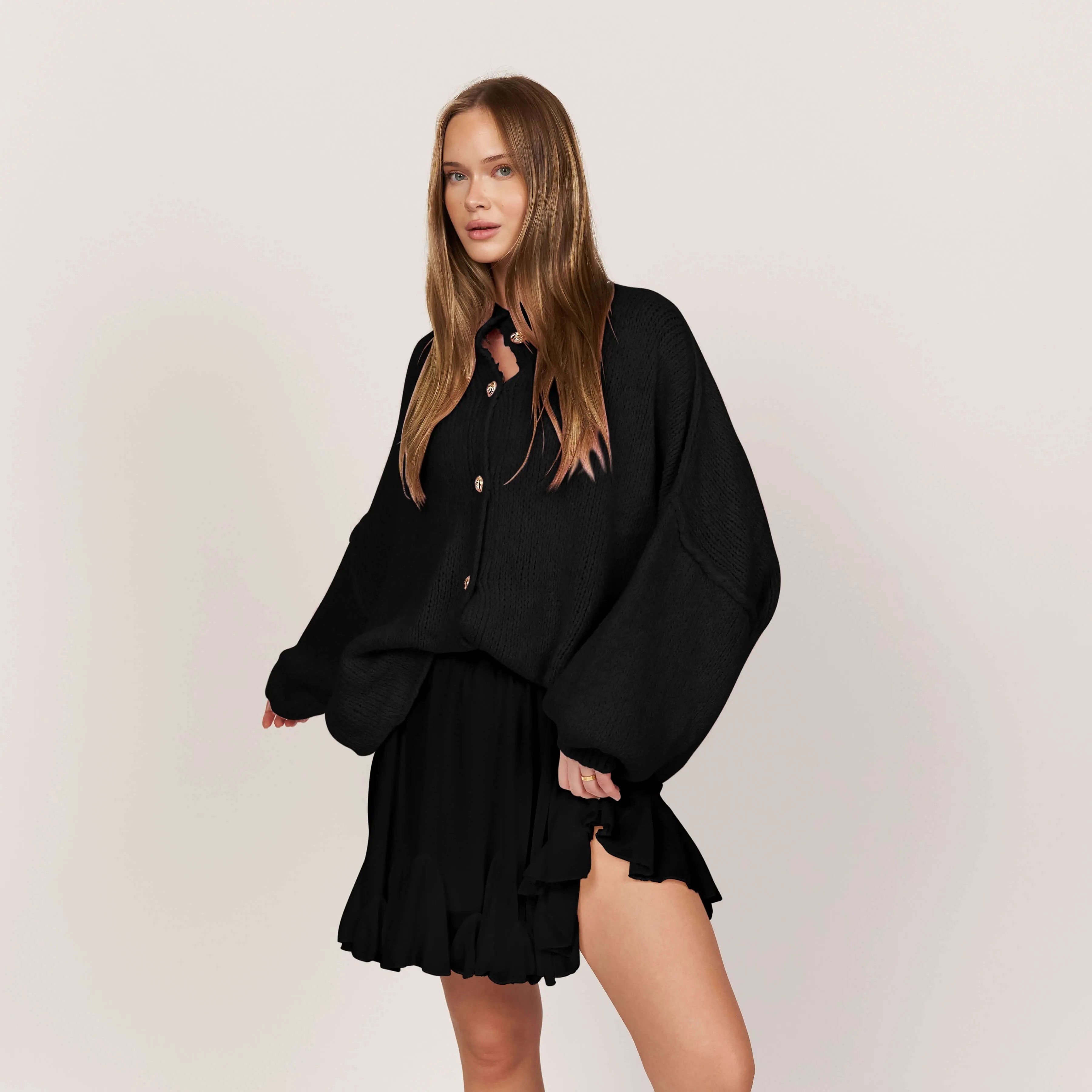 Bella | Übergroße Strick-Cardigan mit Goldknöpfen