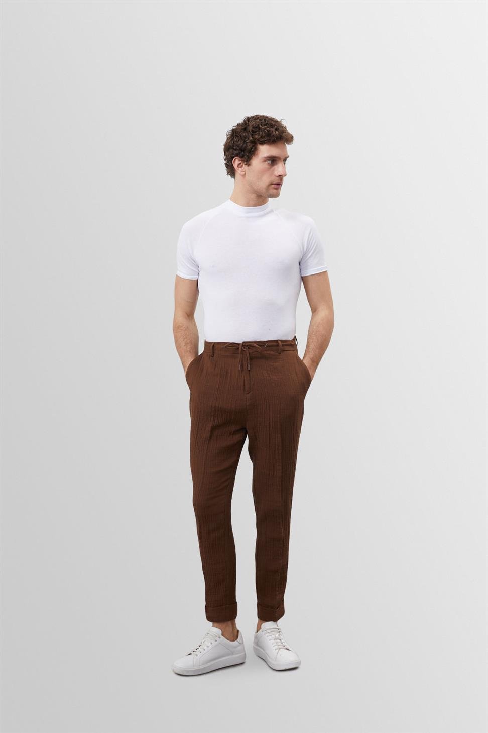 Joachim | Klassisches Slim-Fit Weißes T-Shirt für Herren