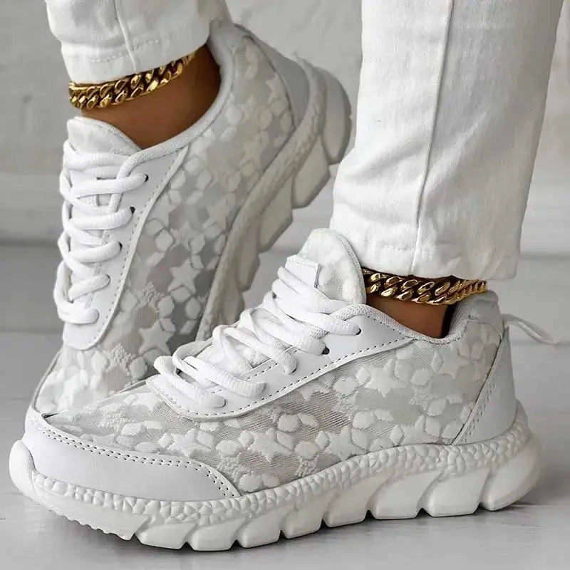 Lena | Atmungsaktive Turnschuhe mit runder Kappe und Schnürsenkeln